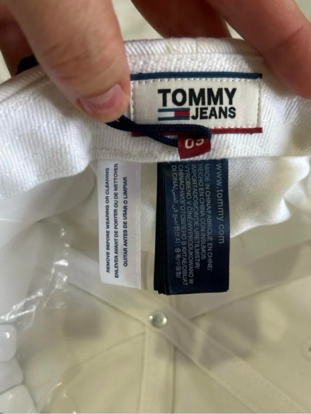 NWT Tommy Hilfiger White Appliqued Logo Twill Cap Heritage Adjustable OS